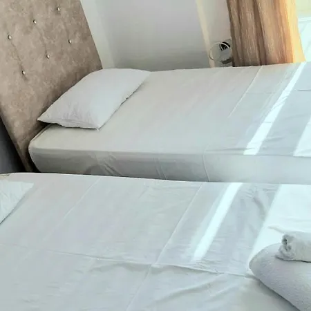 Maria Lemoni Apartment Nea Skioni
